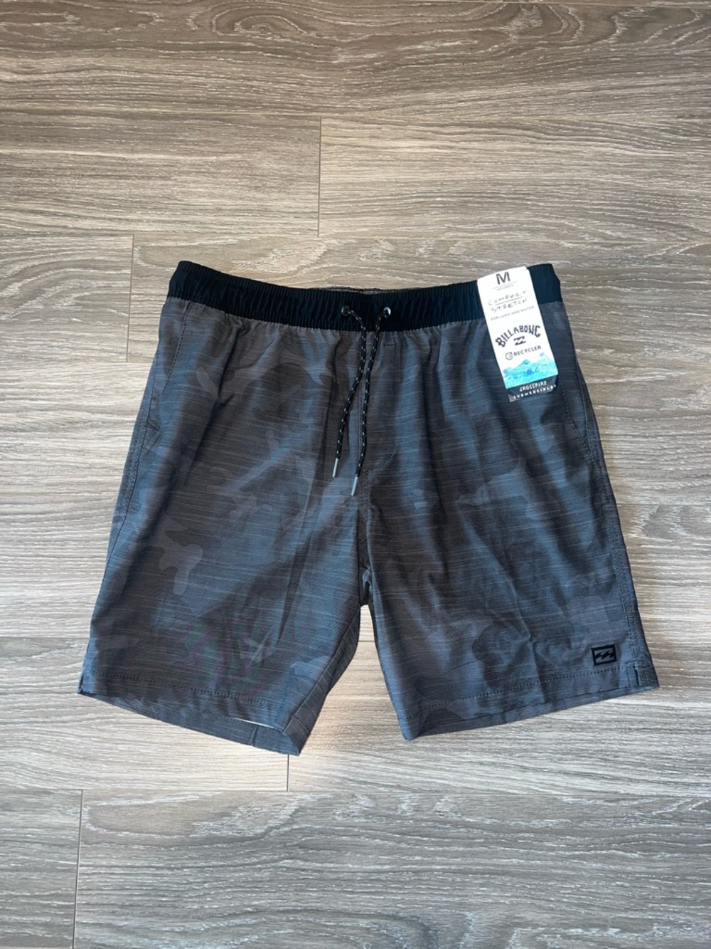 Billabong Men’s Black & Charcoal Camo Hybrid Shorts